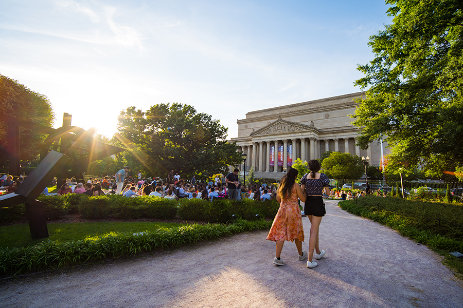 Stroll through NGA Sculpture Garden